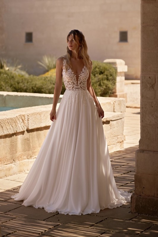 Robe de mariée trapèze ivoire à Marseille